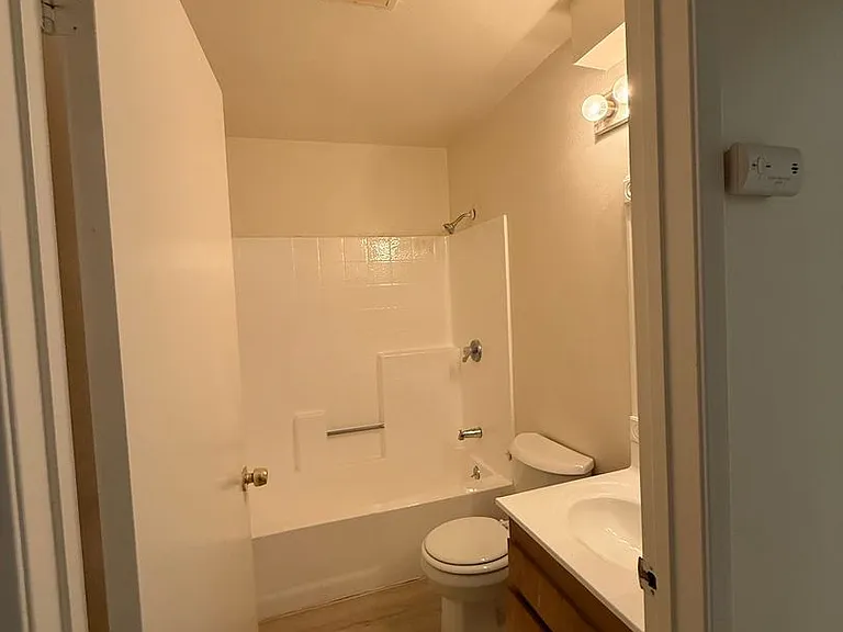 807Bunk — Photo 30