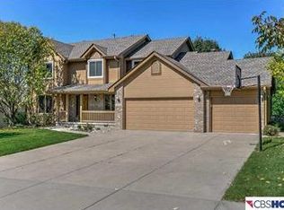 16628 X St, Omaha, NE 68135