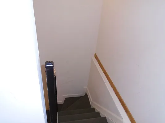 Rented by 18 REALTY | media 9