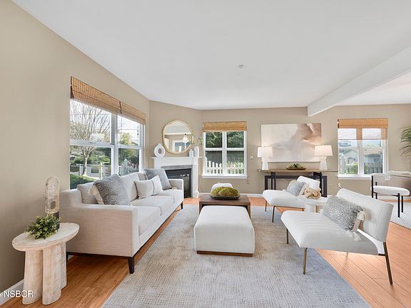 4th image of 581 Central Ave