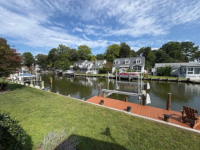 3 bed, 1232 sqft, $2,500 — Photo 3