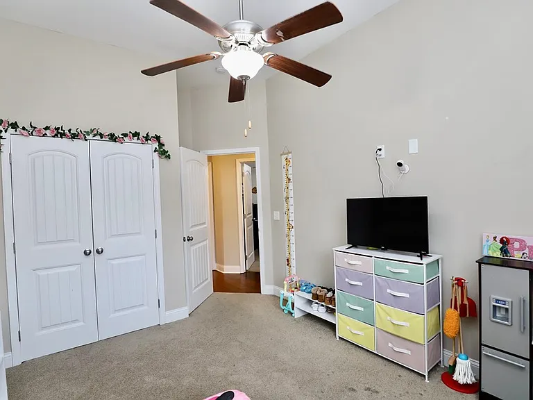 513 Waterlily Dr — Photo 24