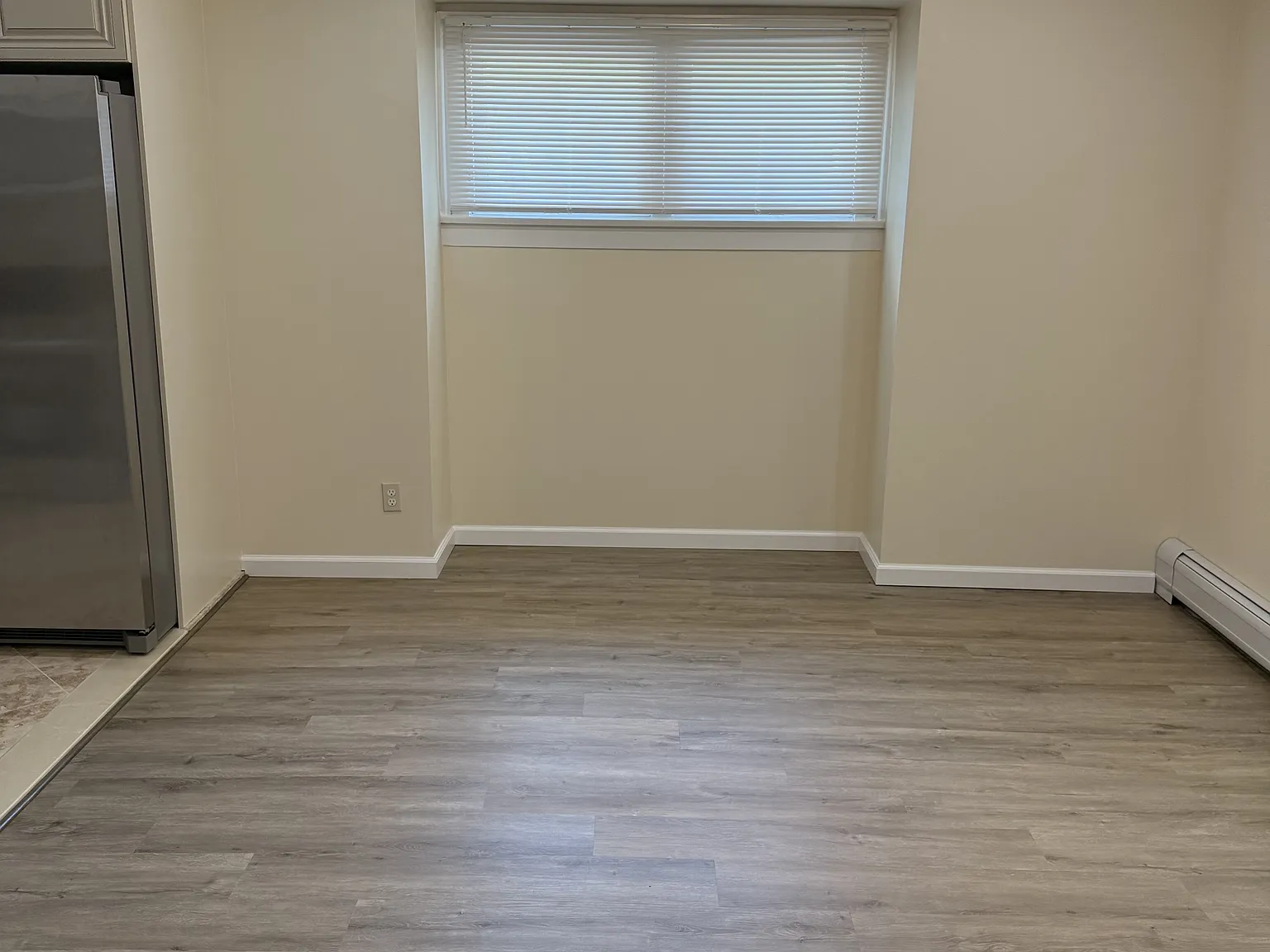 168 Lowell Avenue - 2 — Photo 2