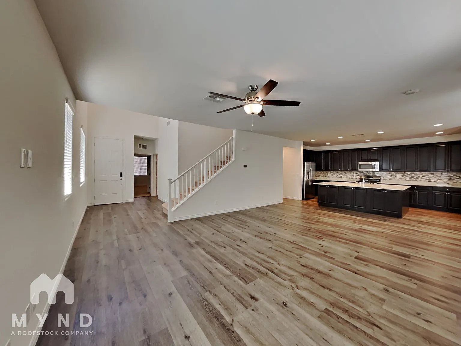 4 bed, 3.0 bath, 2701 sqft, $2,615 — Photo 3