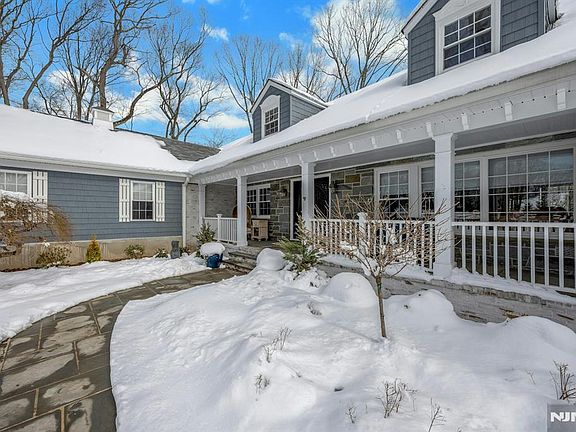 2nd image of 88 Chestnut Ridge Rd