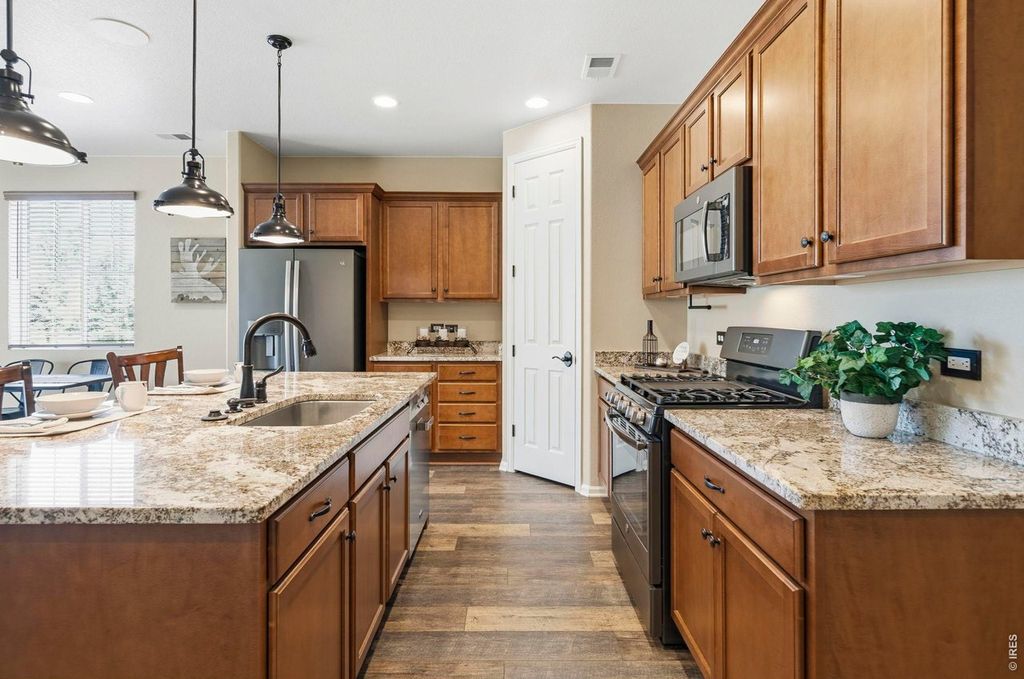 3975 Sand Beach Lake Ct