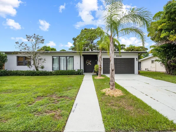 3256 SE Monte Vista Street, Port St Lucie, FL 34952