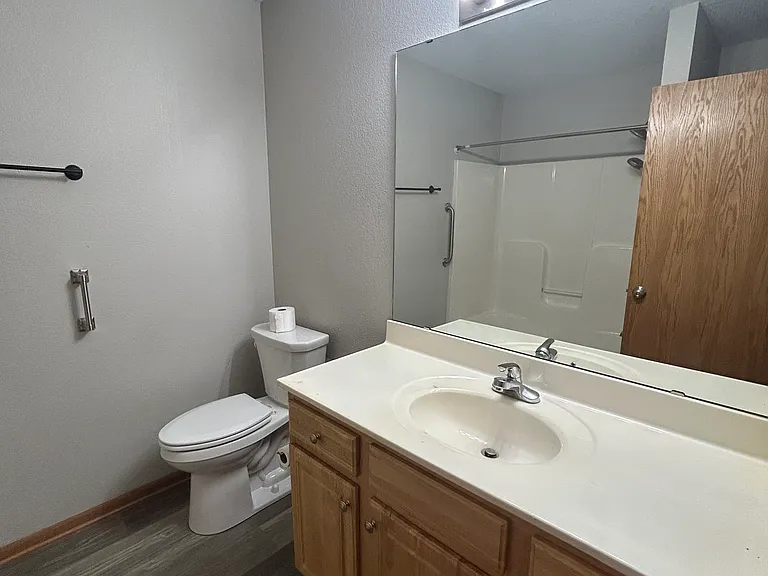 109 Golfview Dr — Photo 5