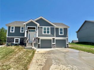 11849 N Kelley Ave, Kansas City, MO 64157