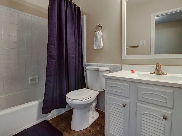 2112A Criston Dr — Photo 19
