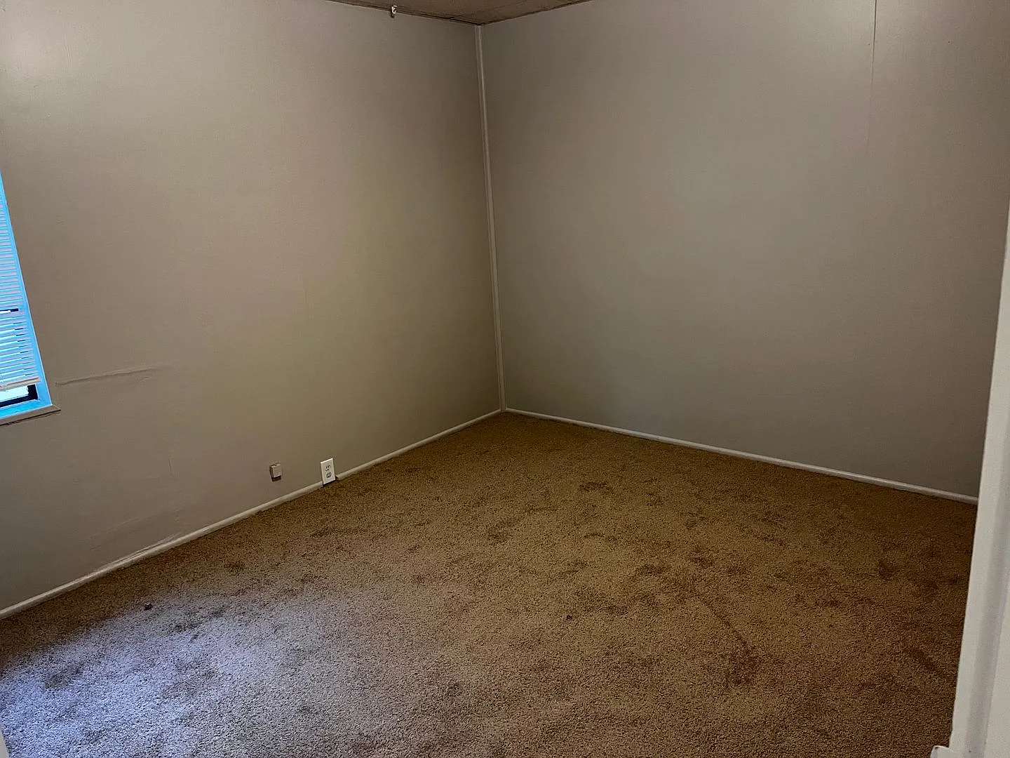 1BD/1B Duplex Close to VSU! — Photo 4
