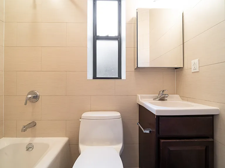 160 W 84th St #10A — Photo 5