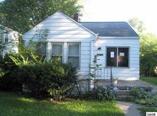 2209 N Wisconsin Ave, Flint, MI 48506