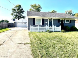 158 Larkmont Dr, Elyria, OH 44035