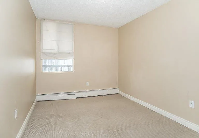 1240 12th Ave SW #502 — Photo 15