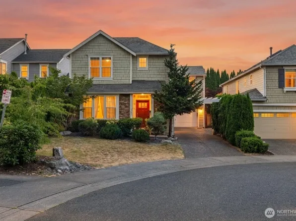 17252 NE 119th Way, Redmond, WA 98052