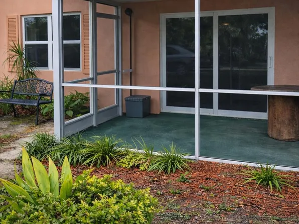 770 SE 2nd Avenue, Deerfield Beach, FL 33441