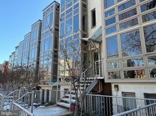 211 R St NE APT B, Washington, DC 20002
