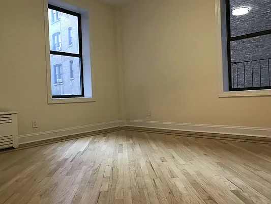 Rented by Beekman Street Realty | media 13