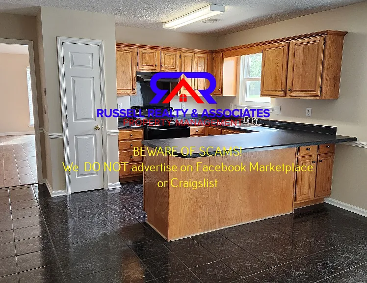 540 Buck Creek Ln — Photo 2