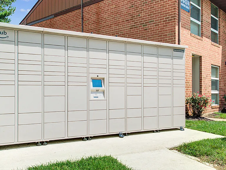 Sherwood Village Apartment Homes — Photo 18