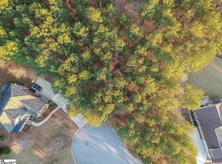 6 Midcroft Ct, Greenville, SC 29607