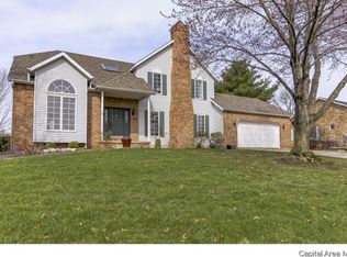 3301 Lauxmont Dr, Springfield, IL 62712