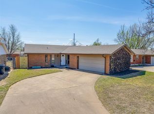 7416 NW 27th St, Bethany, OK 73008