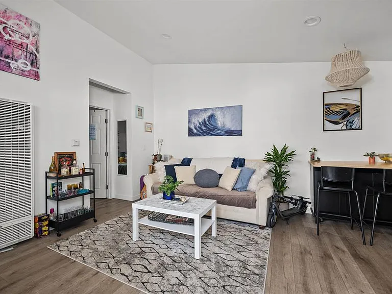 5371 Saxon St — Photo 11