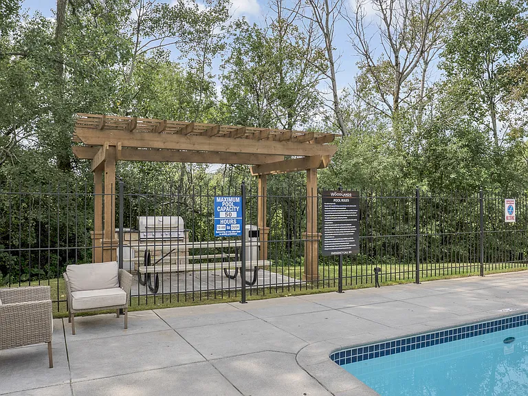 The Woodlands of Minnetonka Apartments — Photo 46