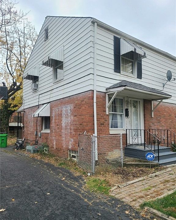 1st image of 1553 E 256th St