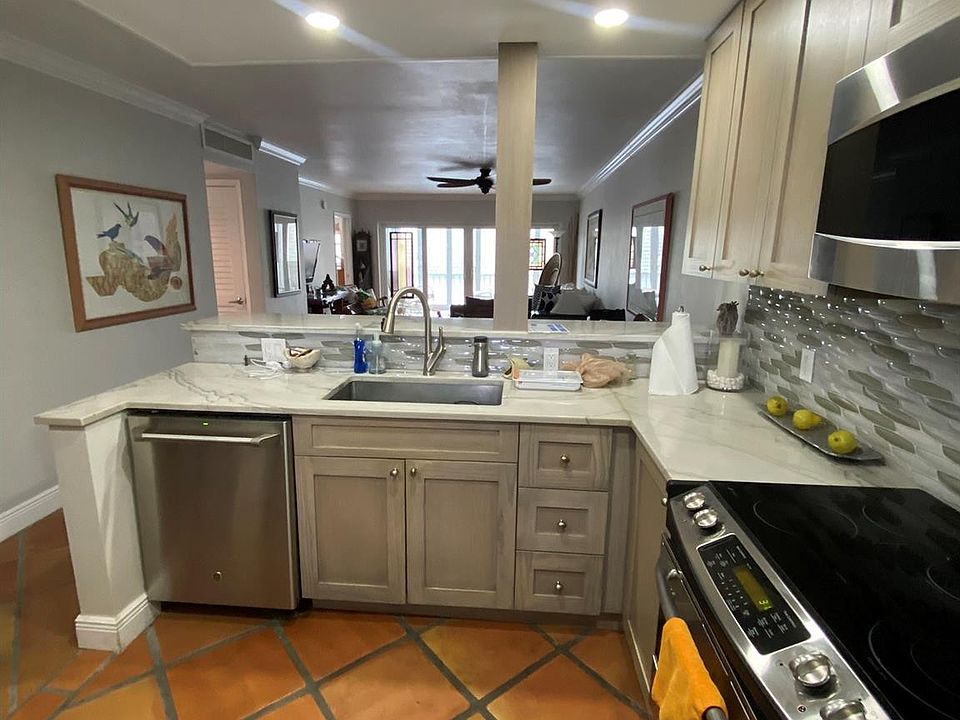 1st image of 401 NE 19th Avenue #21