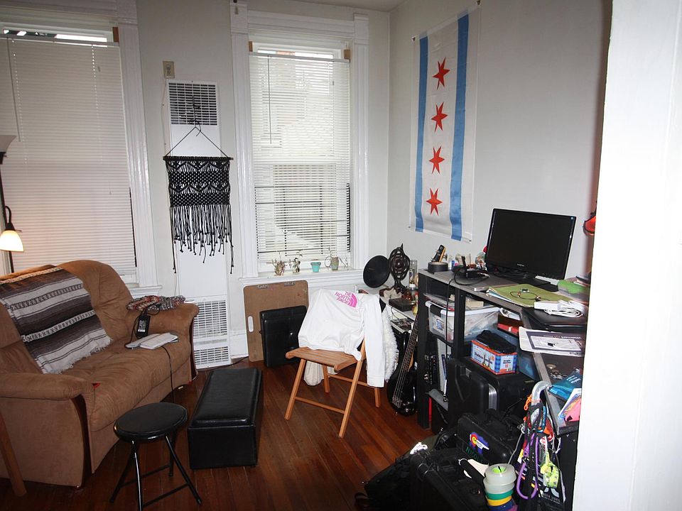 2nd image of 1031 N Honore St #1RCD