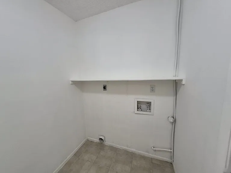 4414 Stradford Pl — Photo 15