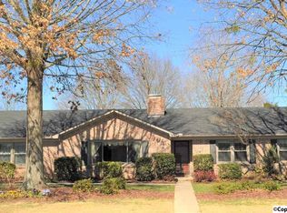2210 Dundee Dr SW, Decatur, AL 35603