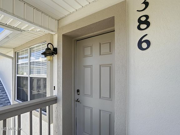 4th image of 386 1ST Street S