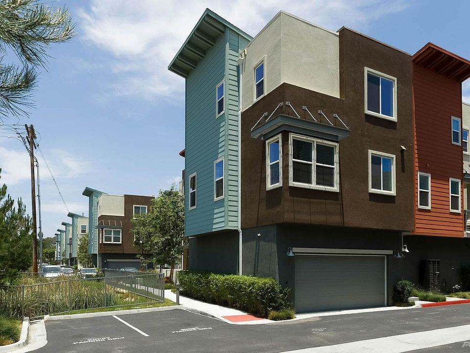 317 Antoni Glen unit 1310-large-001-30-317 Antoni Glen 1310 03 of 21-1500x995-72dpi