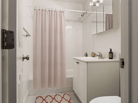 5th image of 112 Edgemere Rd #7