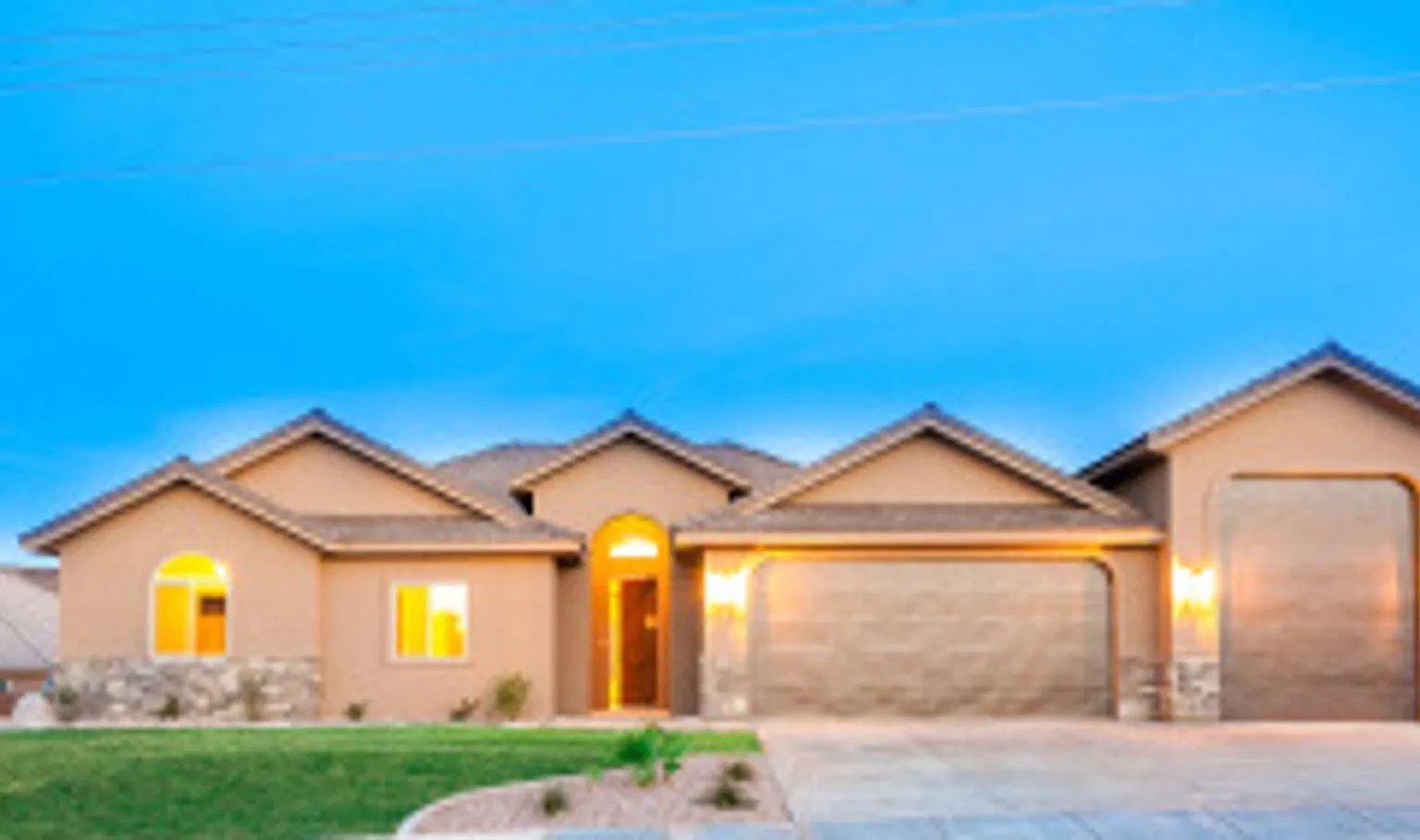 Beautiful 4 bedroom, 2.5 bath home in great location! — Photo 2