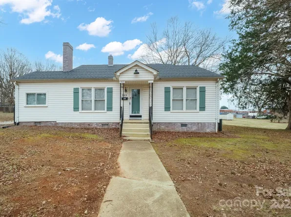913 S Franklin St, China Grove, NC 28023