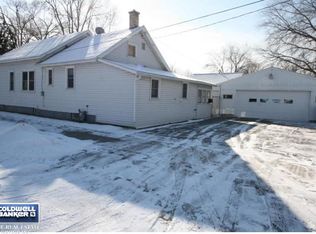 1223 Saint George St, Green Bay, WI 54302