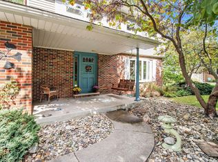 23291 Eastwood Dr, Elkhart, IN 46514