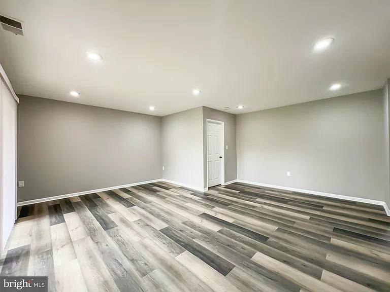5537 Green Mountain Cir #4 — Photo 11