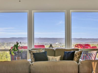 1018 N Stanton Ranch Loop, Johnson City, TX, 78636