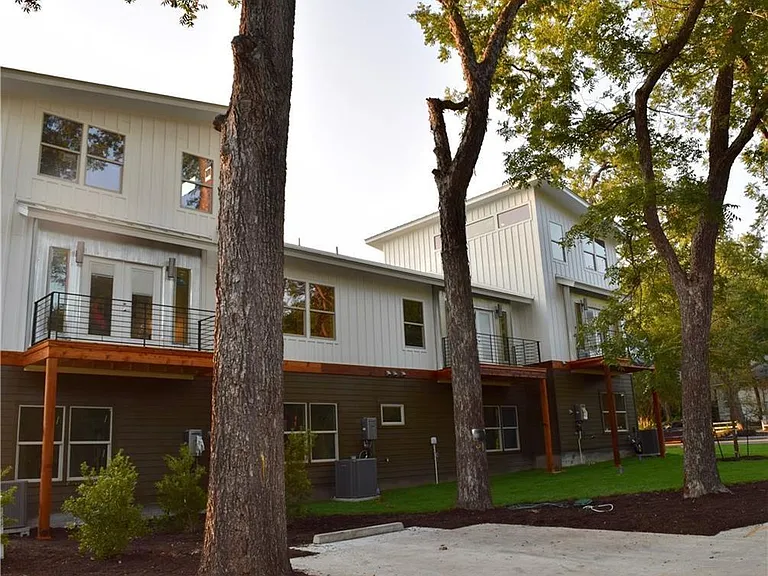 601 Elmwood Pl #A — Photo 21