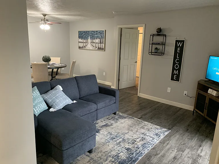 Spring Lake Apartments — Photo 33