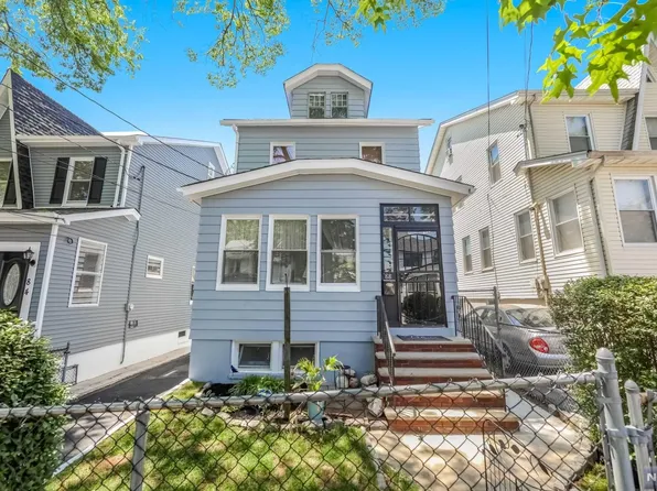 86-88 Scofield St, Newark, NJ 07106