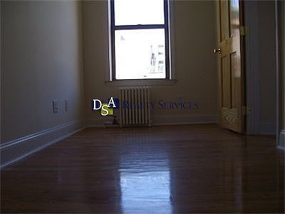 2nd image of 212-214 Avenue B