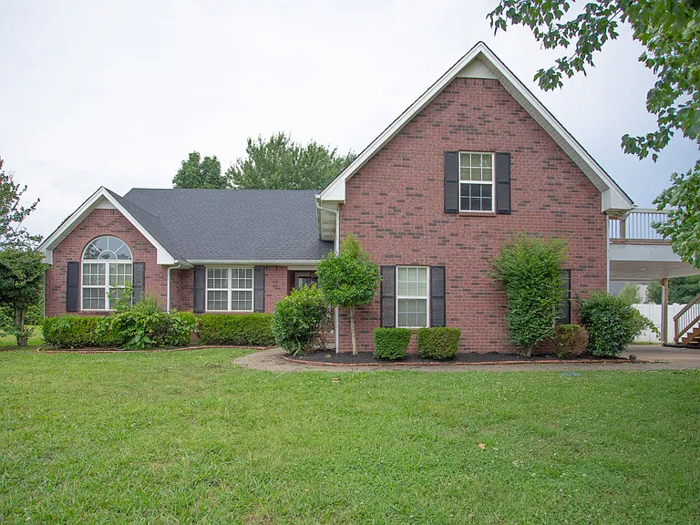3441 Cross Meadow Dr — Photo 1