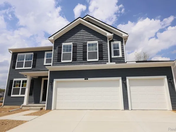 362 Hidden Riv W, Holly, MI 48442